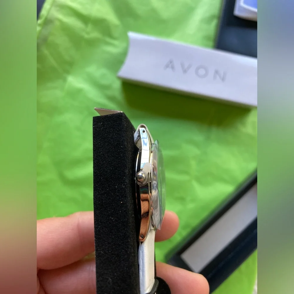 Avon Tis The Season Snowman Watch, Christmas, Holiday, Blue, White, Silver, NIB - Picture 4 of 16